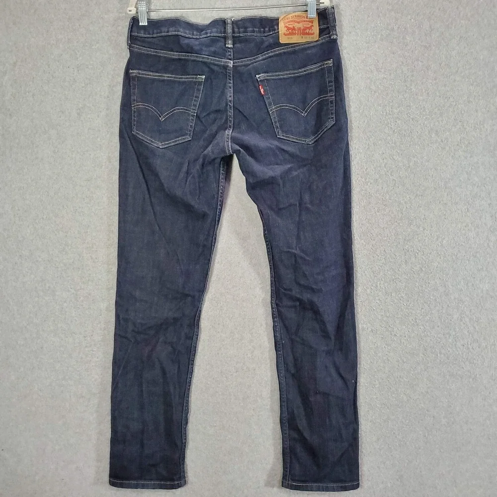 Levis *please carefully